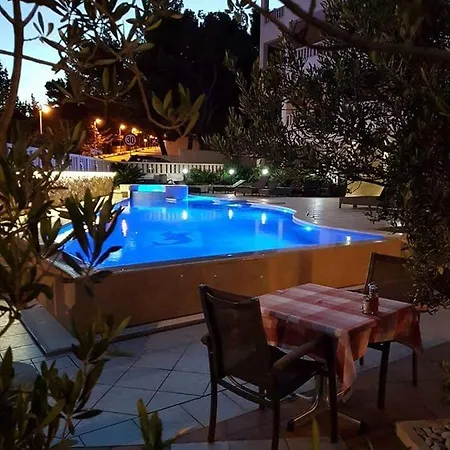 Hotel Dzamonja Bol